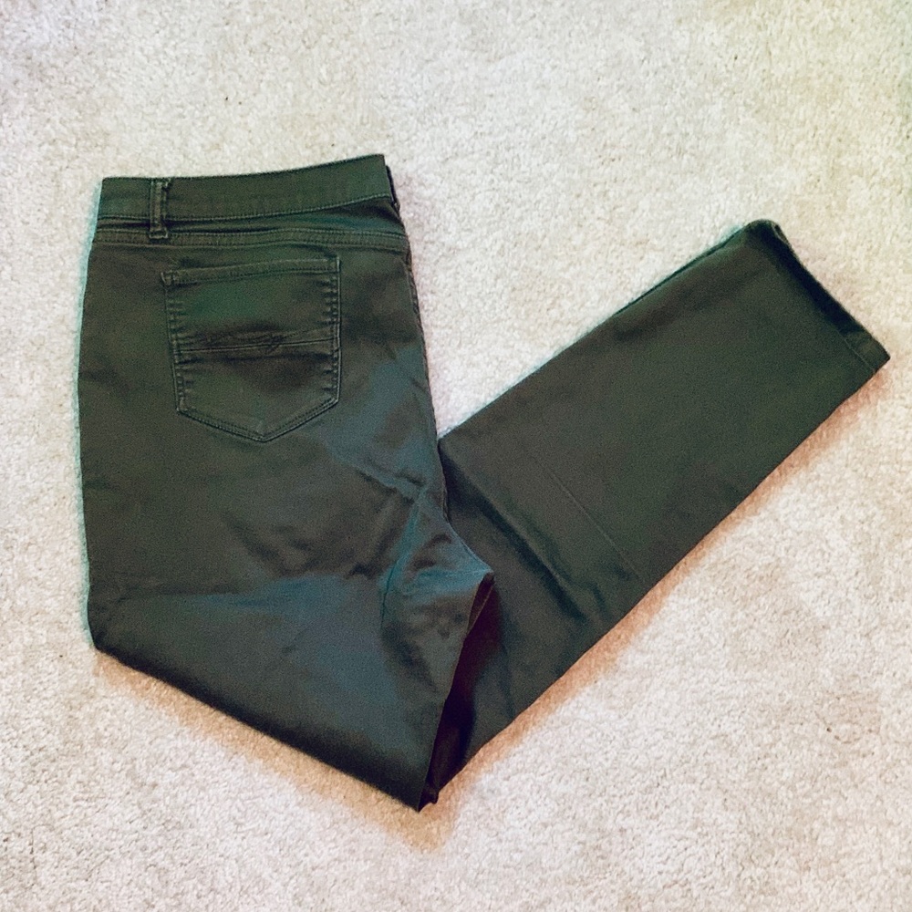NY&C Olive Skinny Pant